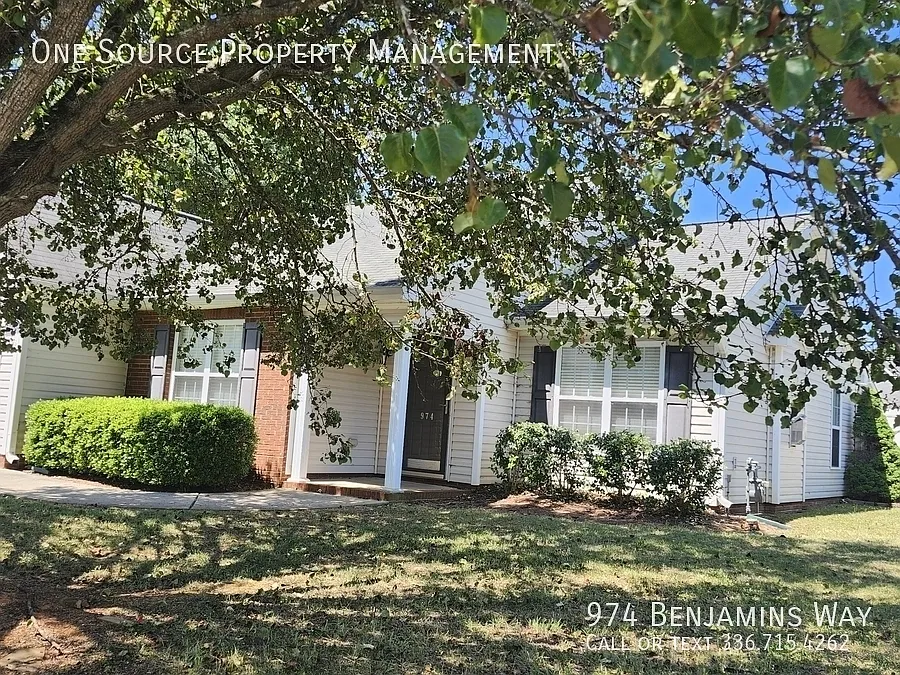 Building Photo - 974 Benjamins Way