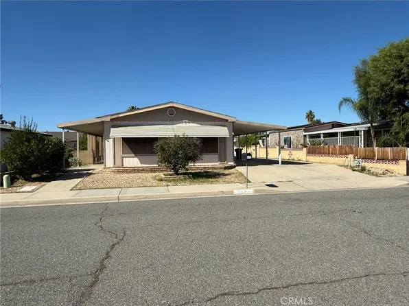 217 Flora Vista St, San Jacinto, CA 92582