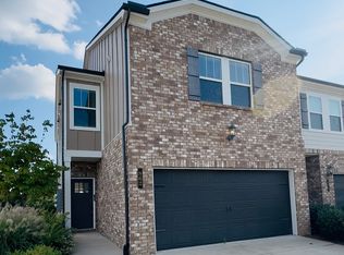 862 Longleaf Ln, Columbia, TN 38401