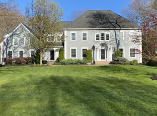 7 Travis Rd, Shrewsbury, MA 01545