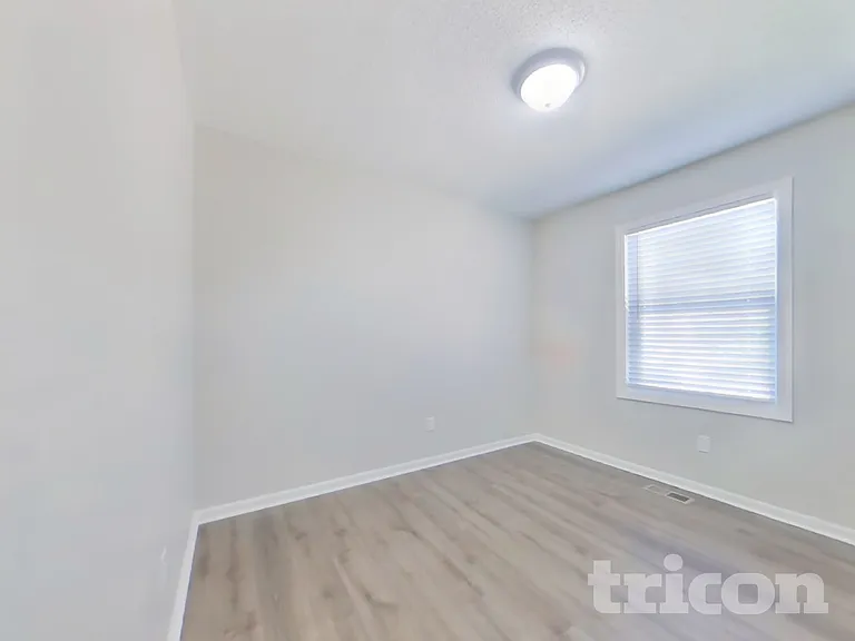 8835 NE 73rd Ct — Photo 12