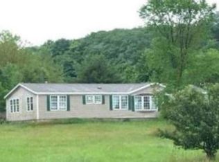 3586 Jaquay Rd, Boyne City, MI 49712