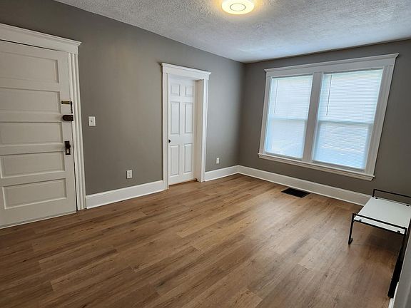 4th image of 101 Ocean Ave #1L