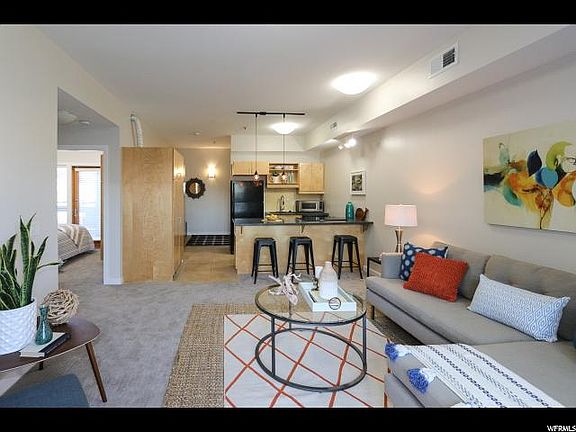 4th image of 228 E 500 S APT 205