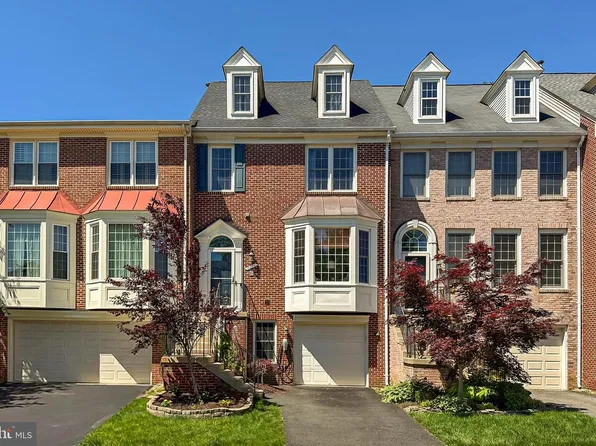 6241 Windham Hill Run, Alexandria, VA 22315