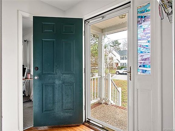 4th image of 10916 Forest Trace Ln