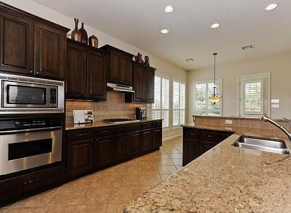 5th image of 1405 Grand Falls Dr