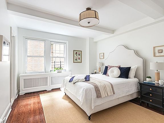 5th image of 71 E 77th St APT 3C