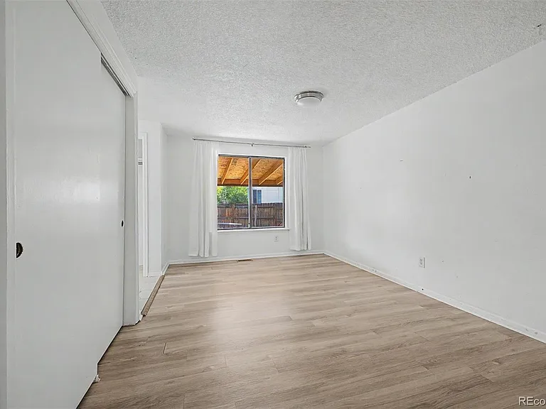 2757 S Salida St — Photo 20