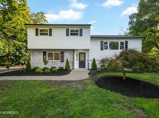 27 Middlesex Road, Matawan, NJ 07747