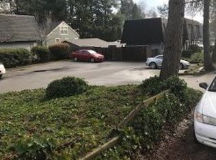 8102-8122 SW 31st Ave, Portland, OR 97219