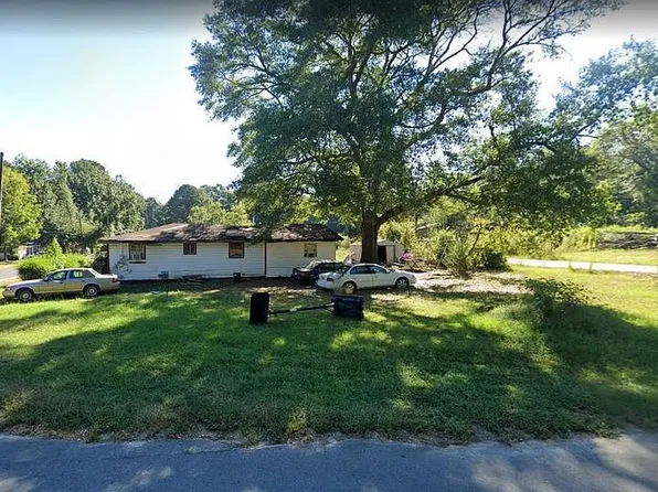 901 Patton St, Magnolia, AR 71753