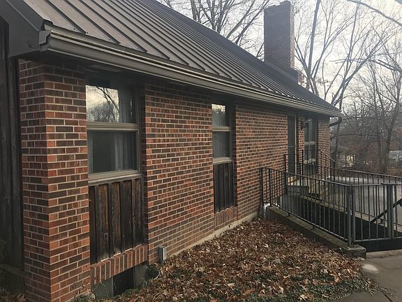 3rd image of 603 N Lincoln Ave