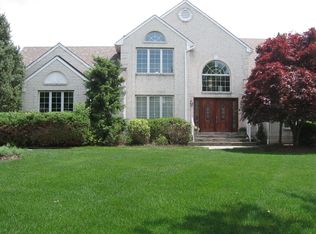 4 Sugarwood Way, Warren, NJ 07059