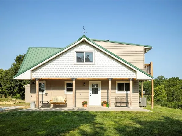 491 NE 221 Private Rd, Clinton, MO 64735