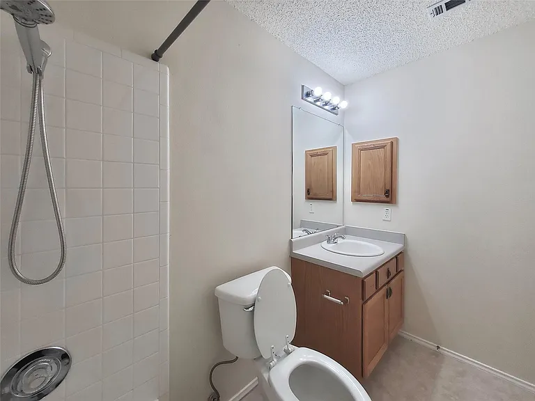 1926 Summer Rain Dr — Photo 21