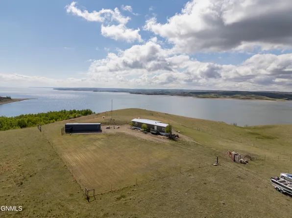 1 Elmers Point, Mandaree, ND 58757