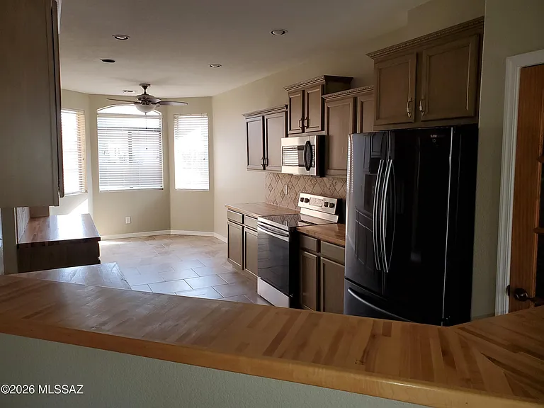 10254 E Calle Cadiz — Photo 8