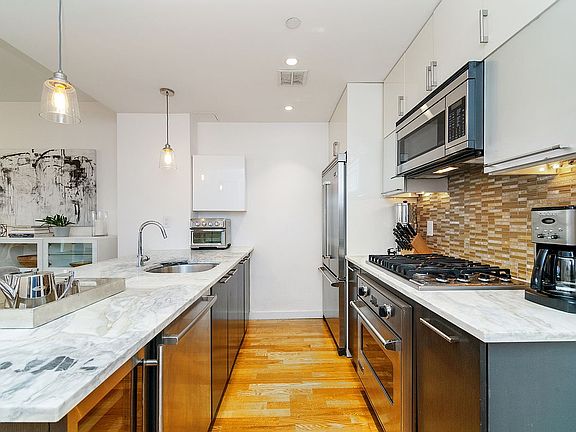 3rd image of 500 4th Ave APT 5D