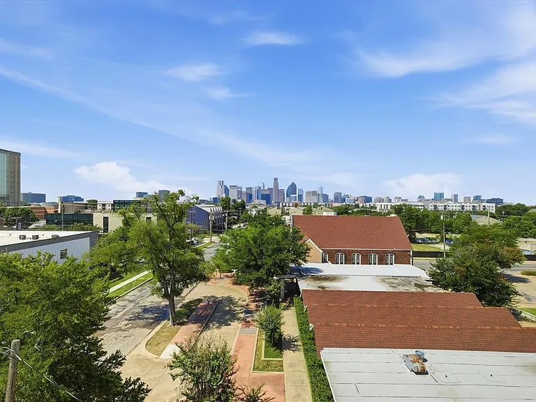4315 San Jacinto St #302 — Photo 33