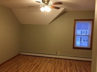 22 Bowen St, Warren, RI 02885