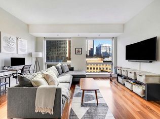 Toren, Brooklyn, NY 11201
