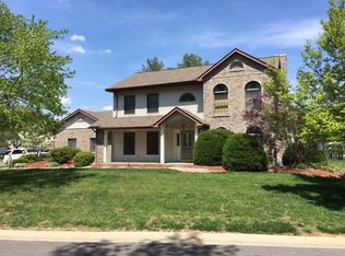 140 Spring Brook Dr, Glen Carbon, IL