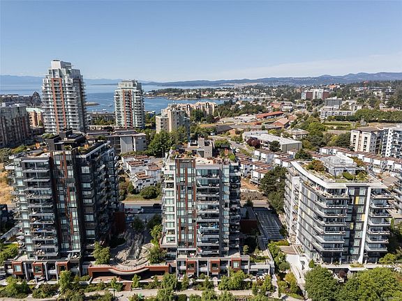 5th image of 369 Tyee Rd #705
