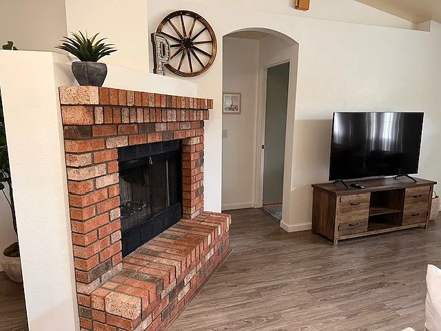 BC1638-1806 Reading Lane - 1 — Photo 3