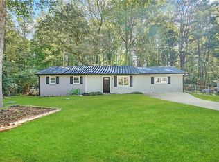 8634 Chestnut Ln, Lithia Springs, GA 30122