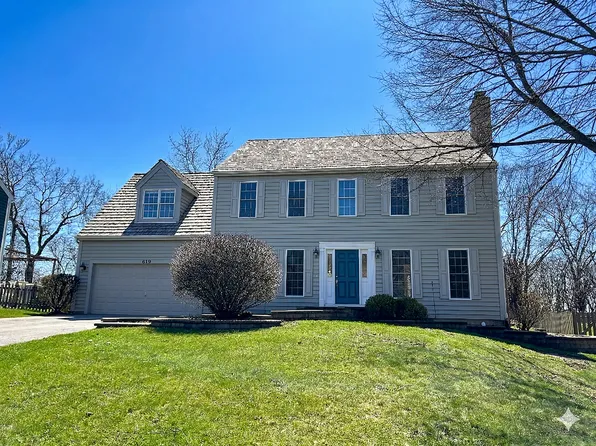 619 Lexington Sq W, Gurnee, IL 60031