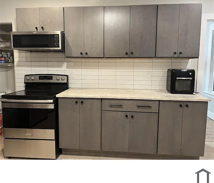 2 bed, 1050 sqft, $1,800 — Photo 2