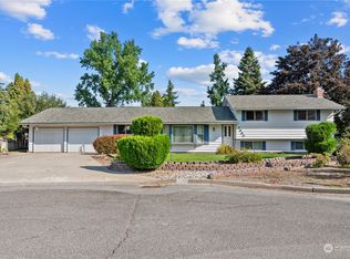 1308 Loves Ct, Wenatchee, WA 98801