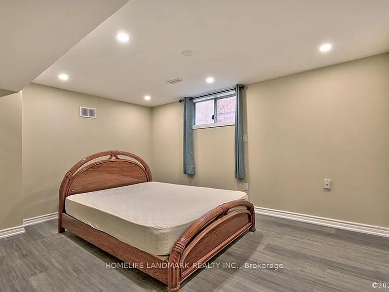 2 Crayford Dr #LOWER — Photo 5