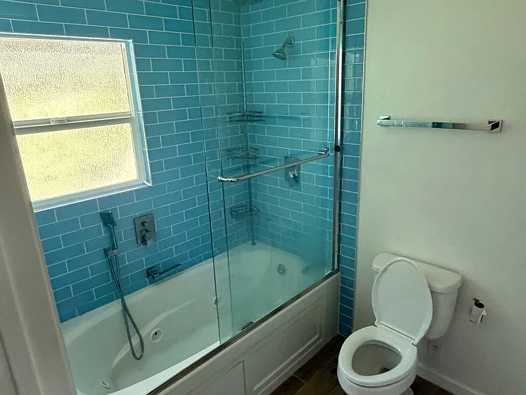 7811 Bolero Dr — Photo 4