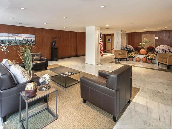 5th image of 407 3rd Ave #12H