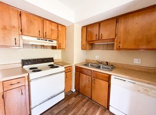 1560 F Ave, West Columbia, SC 29169