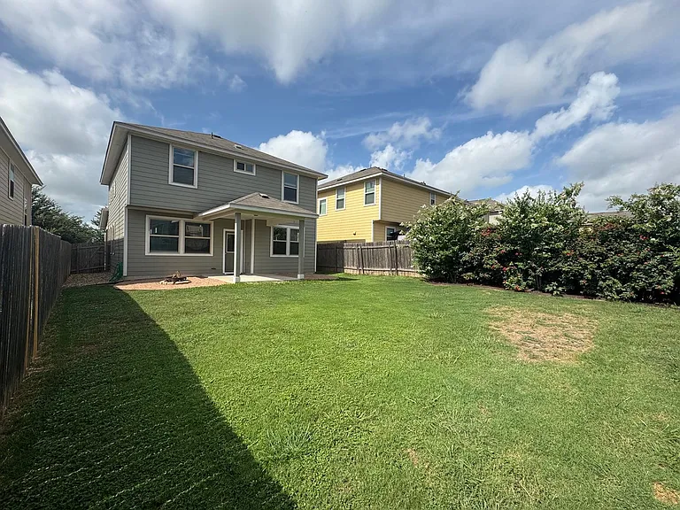 232 Triumph Rd — Photo 17