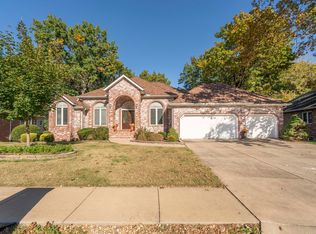 4770 S Glenhaven Ave, Springfield, MO 65804