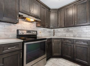 197 N Beverwyck Rd APT 1, Lake Hiawatha, NJ 07034