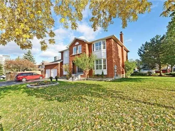 510 Greenpark Cres, Mississauga, ON L5B 3P6