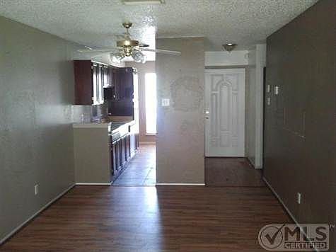 5th image of 2921 Tanglewood Dr
