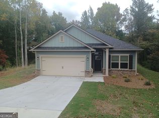 814 Blossom Ln, Cornelia, GA 30531