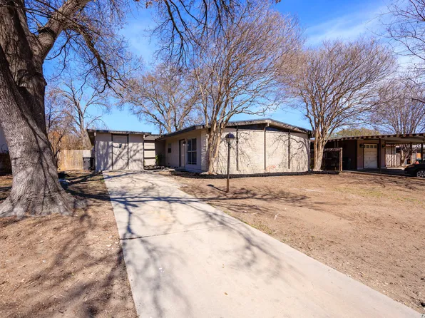 5119 VILLAGE CRST, San Antonio, TX 78218