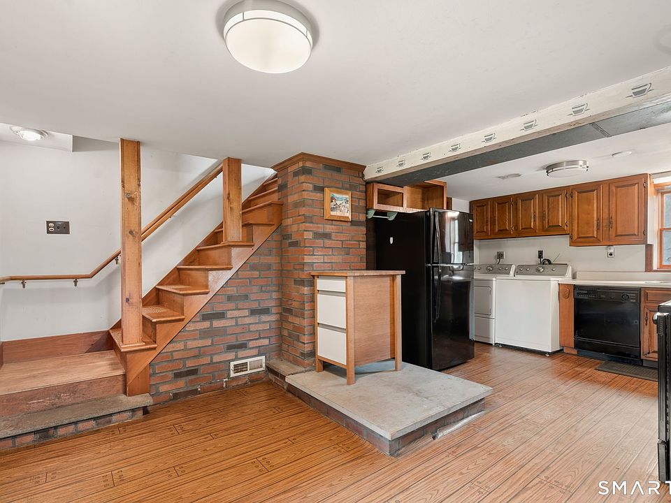 4th image of 185 Hampden Road