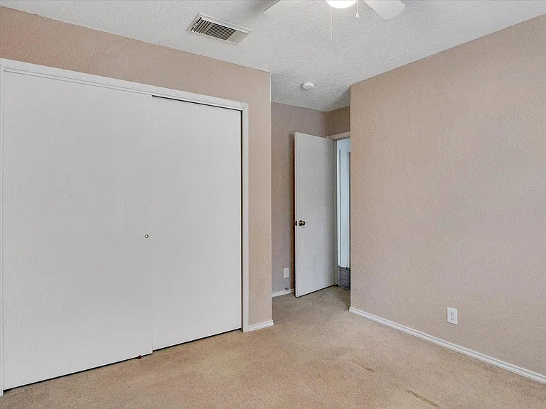 3967 Cherokee Blvd — Photo 30