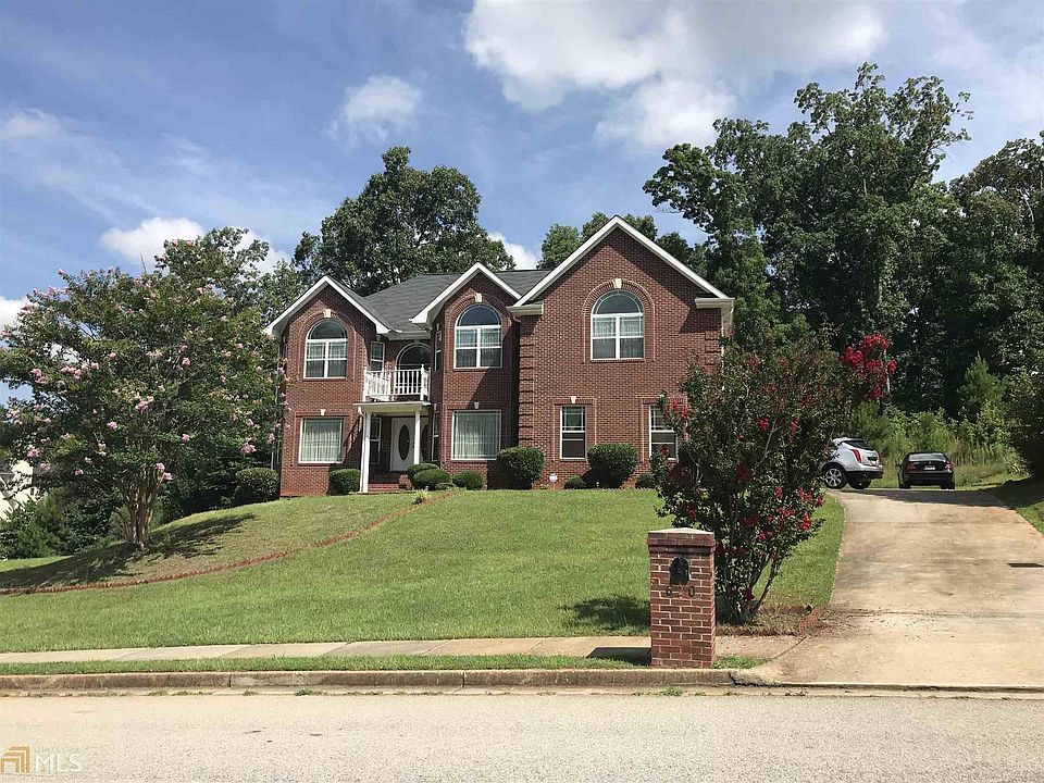 2nd image of 620 Kinley Ln