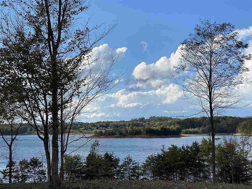 2nd image of 3097 Waters Edge Dr