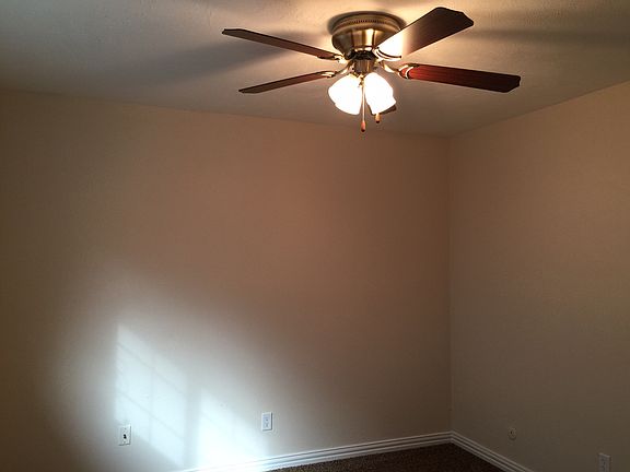 2nd image of 5008 Stanley Dr