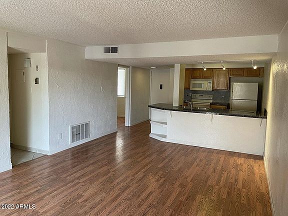 3rd image of 3313 N 68th St Unit 215